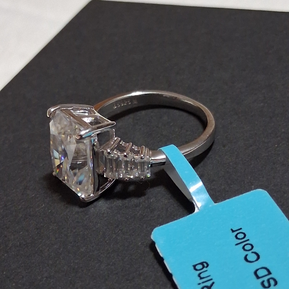 925 Moissanite 5.63 CTW SIZE 6